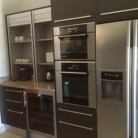 Residence Mas Du Tadorne Сен Мари де ла Мер Екстериор снимка